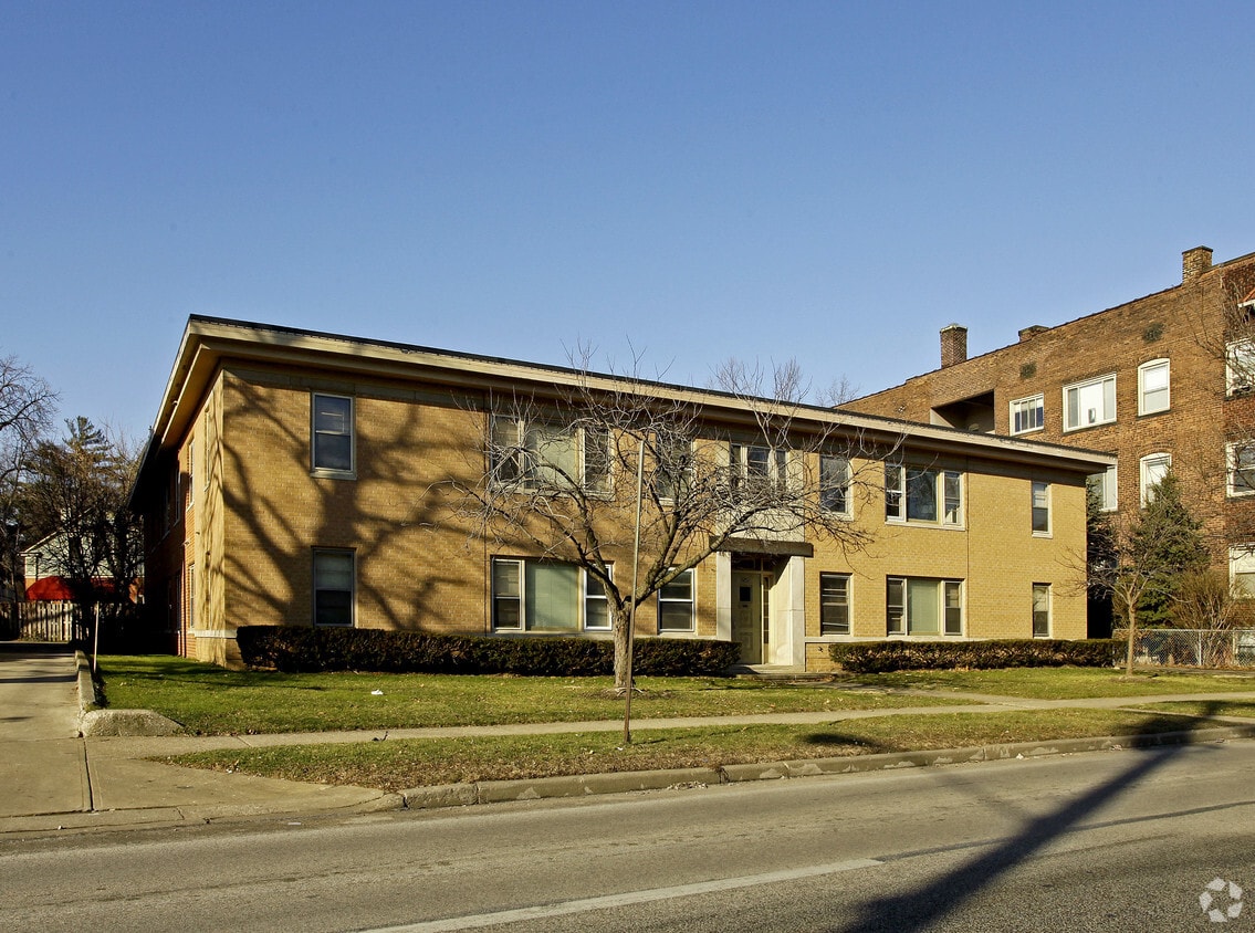 Primary Photo - 2545 Kenilworth Rd
