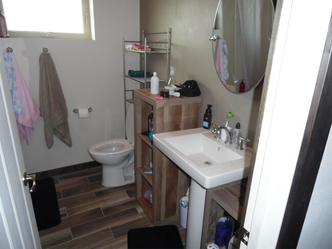 Foto del edificio - 642 W Granite St