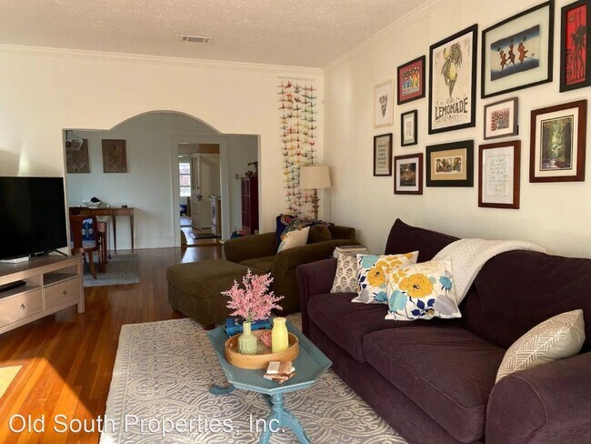 Foto del edificio - 3 br, 1 bath House - 1620 N Spring Street