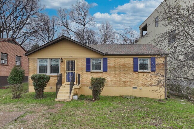 Building Photo - East Nashville 3 Bedroom Gem!