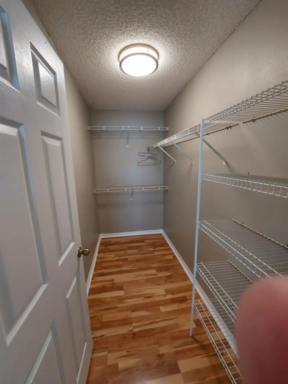 Foto del edificio - 1909 Summer Club Dr