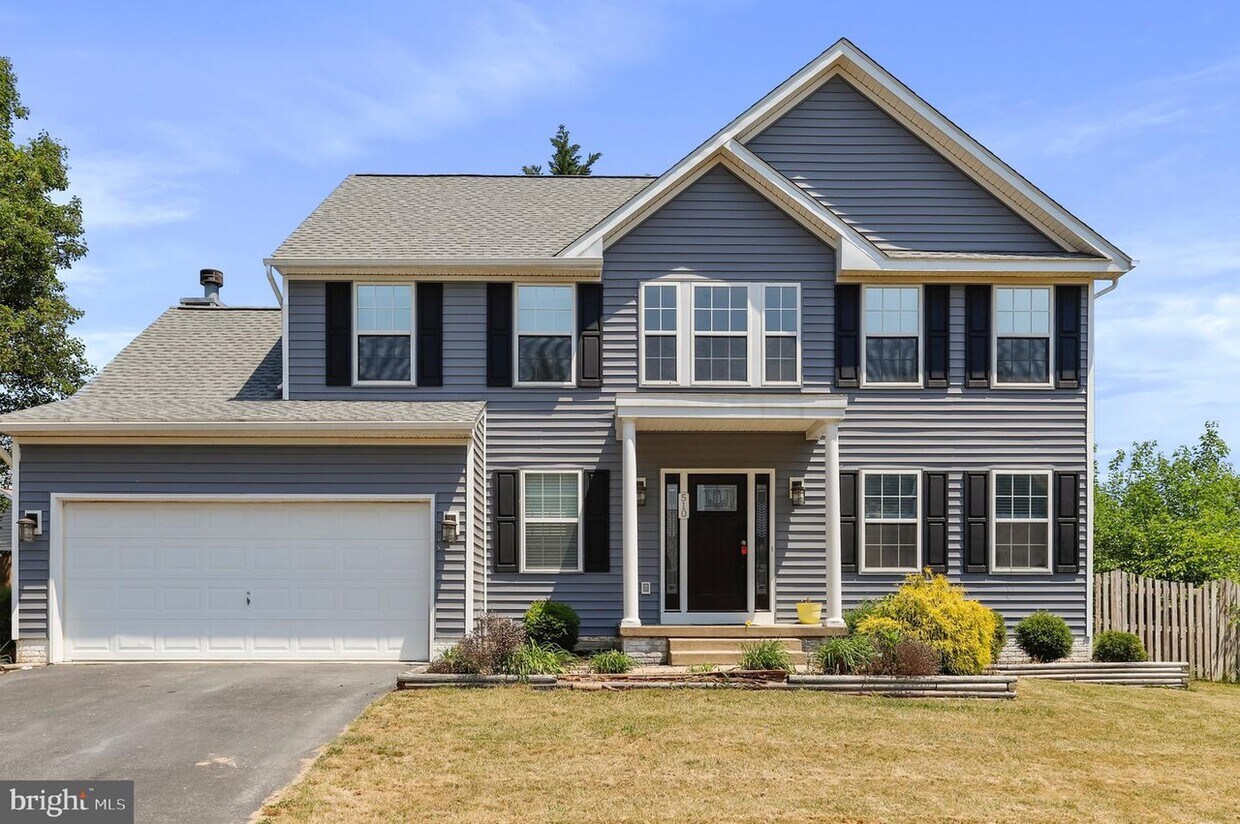 Foto principal - 510 Crosswinds Dr