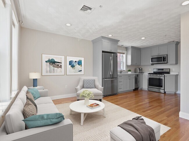 Building Photo - 23 Cross St