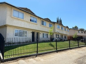 Building Photo - 5711 Fairfax Rd