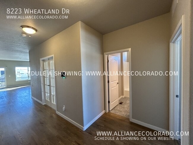 Foto del edificio - 8223 Wheatland Dr