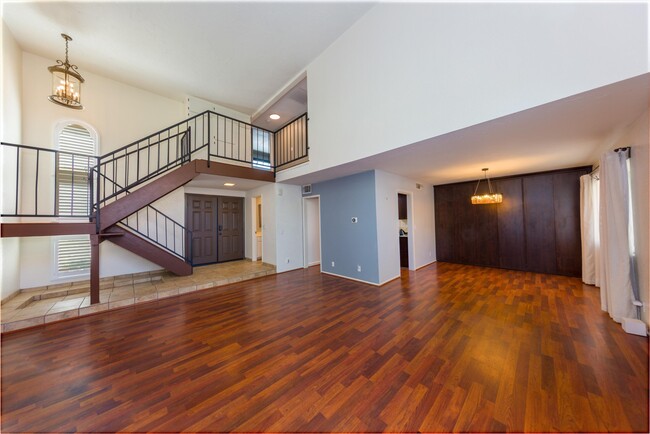 Building Photo - 39945 Santa Fe Way