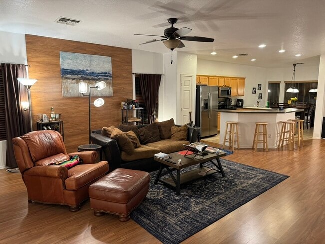 Photo - 12542 W Honeysuckle St House