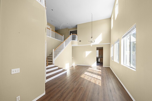 Building Photo - 23006 Timber Ridge Ct