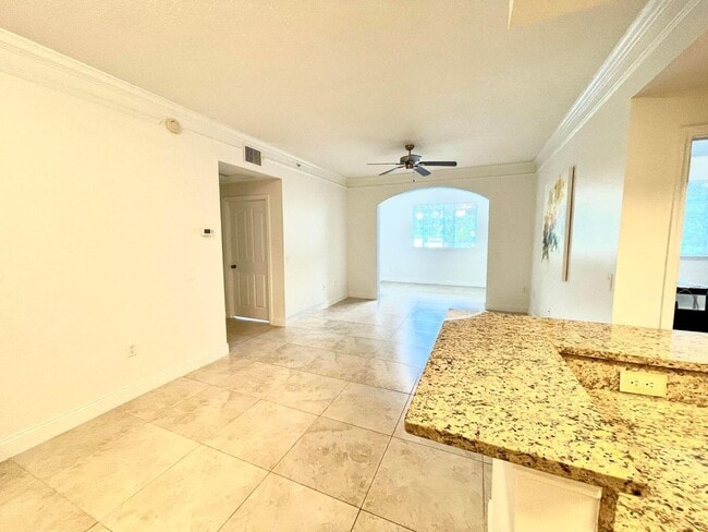 Building Photo - 9833 Baywinds Blvd
