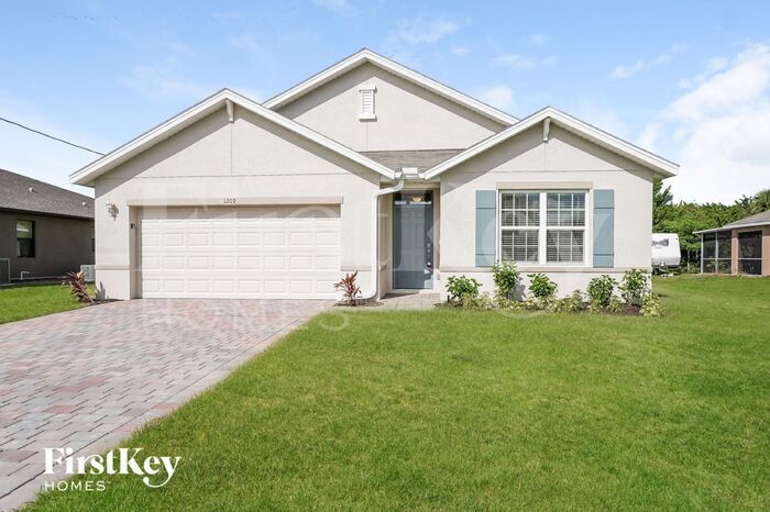 Primary Photo - 1209 SW 22nd Pl