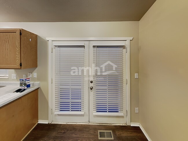 Foto del edificio - 6254 W Sarah Cir