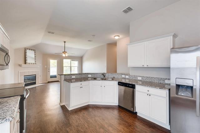 Building Photo - 11829 Gold Creek Dr E