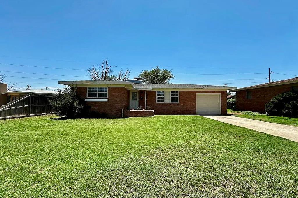 Foto principal - 1607 Fargo Ave
