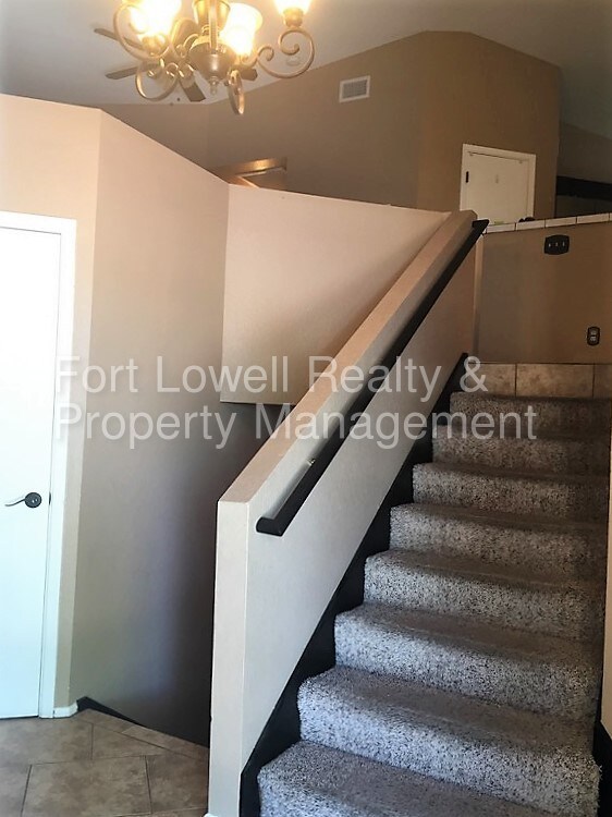 Foto del edificio - 4901 E Adobe St