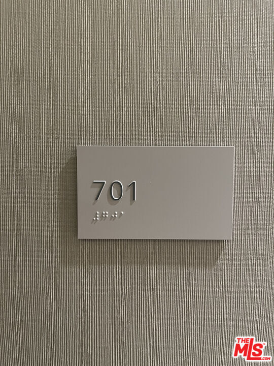 Building Photo - 889 Francisco St