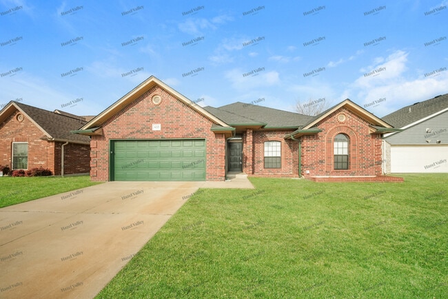 Photo - 633 SW 151st St House