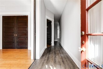 Building Photo - 402 Stuart Cir