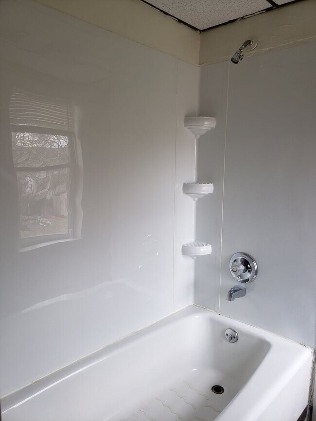 Building Photo - 2671 Brodhead Rd
