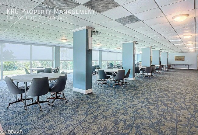 Foto del edificio - 935 N Halifax Ave