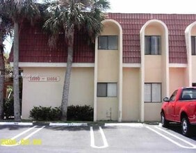 Building Photo - 11394 Royal Palm Blvd