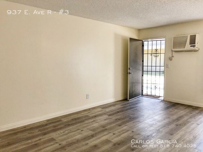 Building Photo - 937 E Ave R