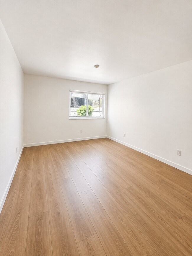 Foto del edificio - 108 N Helberta Ave