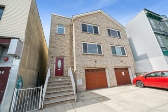 Building Photo - 603 Ocean Ave