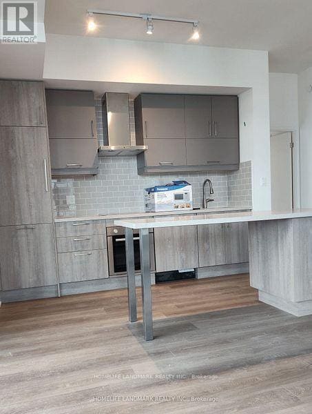 Photo du bâtiment - 38 Simcoe Promenade