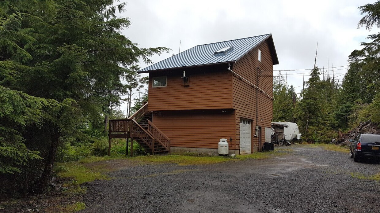 Primary Photo - 297 Bunchberry Ln