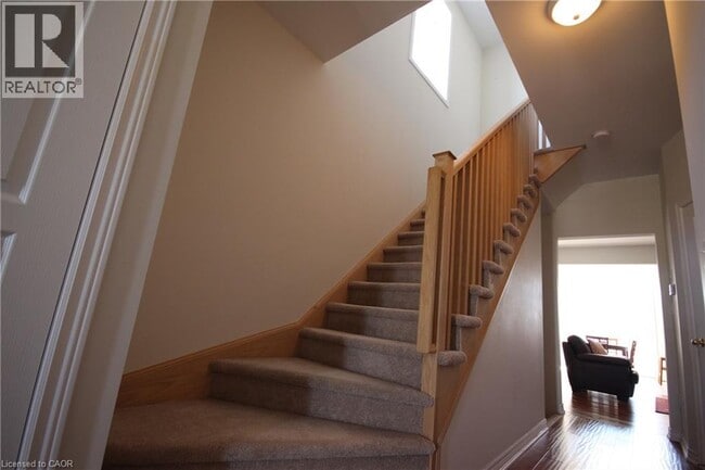 Building Photo - 117 Nisbet Blvd