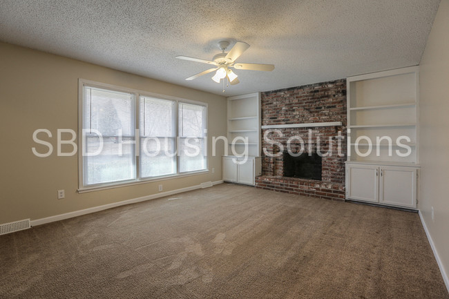 Foto del edificio - 4115 Hawthorne Ave