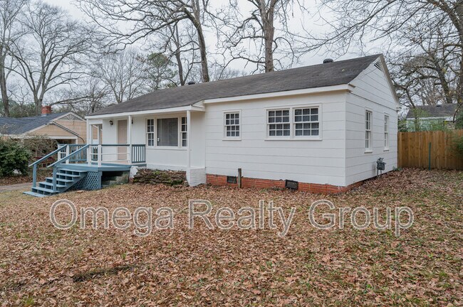 Foto del edificio - 2433 Woodlawn St