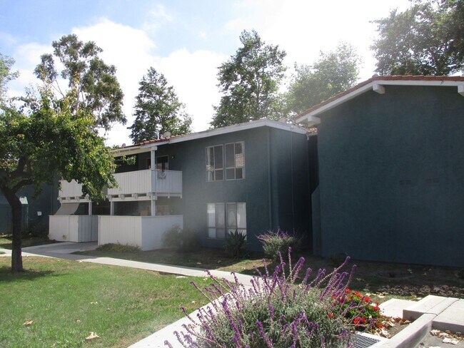 Foto del edificio - 3 BEDROOM PEPPERTREE CONDO IN VENTURA