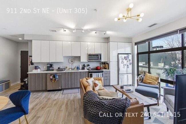 Photo - 911 2nd St NE House