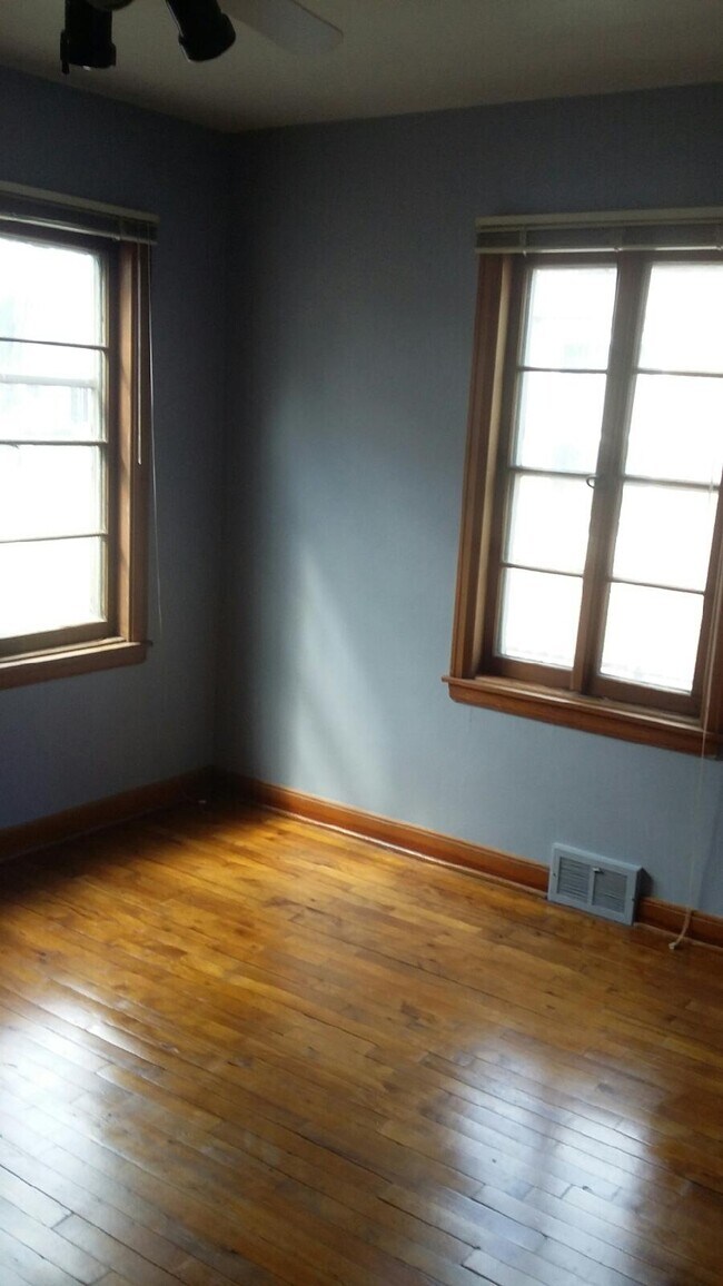 Foto del edificio - 4862 N 40th St