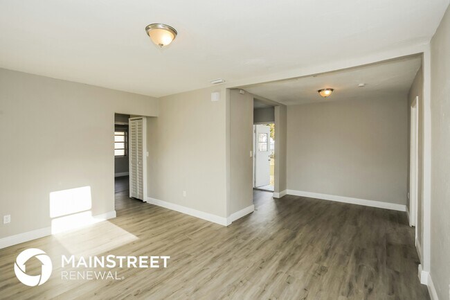 Foto del edificio - 2910 NW 70th Terrace