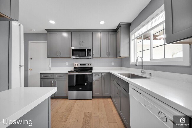 Building Photo - 4 br, 2 bath House - 3507 Behler Dr.