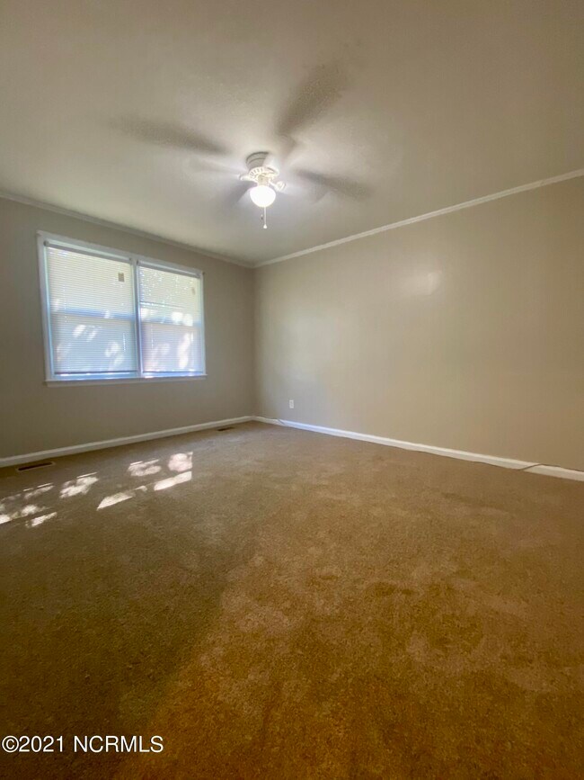 Foto del edificio - 304-306 Starling St