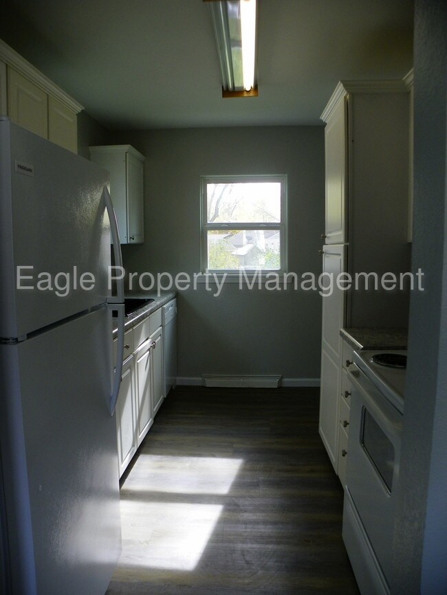 Foto del edificio - 3911 Mt Vernon Rd SE