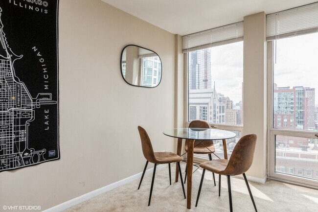 Foto del edificio - 111 E Chestnut St