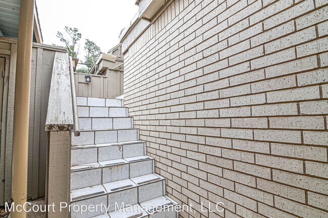 Foto del edificio - 2 br, 2 bath House - 2100 W Wadley