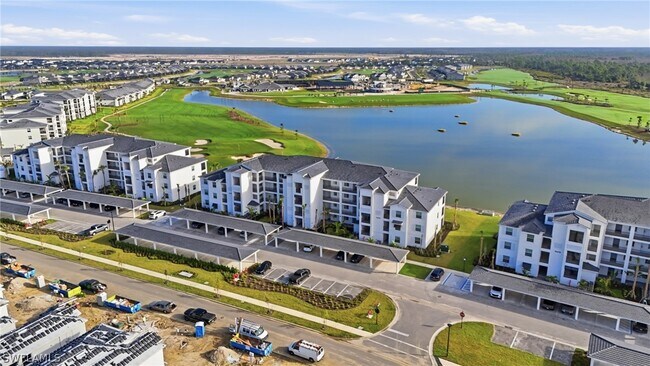 Foto del edificio - 15375 Grn Acrs Ave