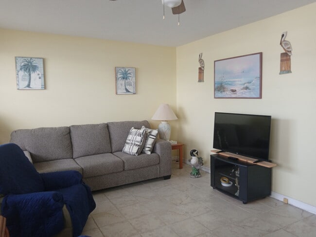 Building Photo - 8401 N Atlantic Ave