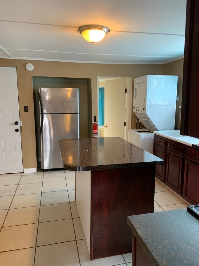 Building Photo - 1042 Taylor Avenue, Unit 2nd