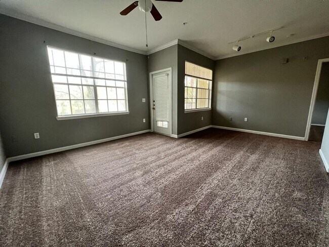 Foto del edificio - Superb 1 bed / 1 bath located in the Madis...