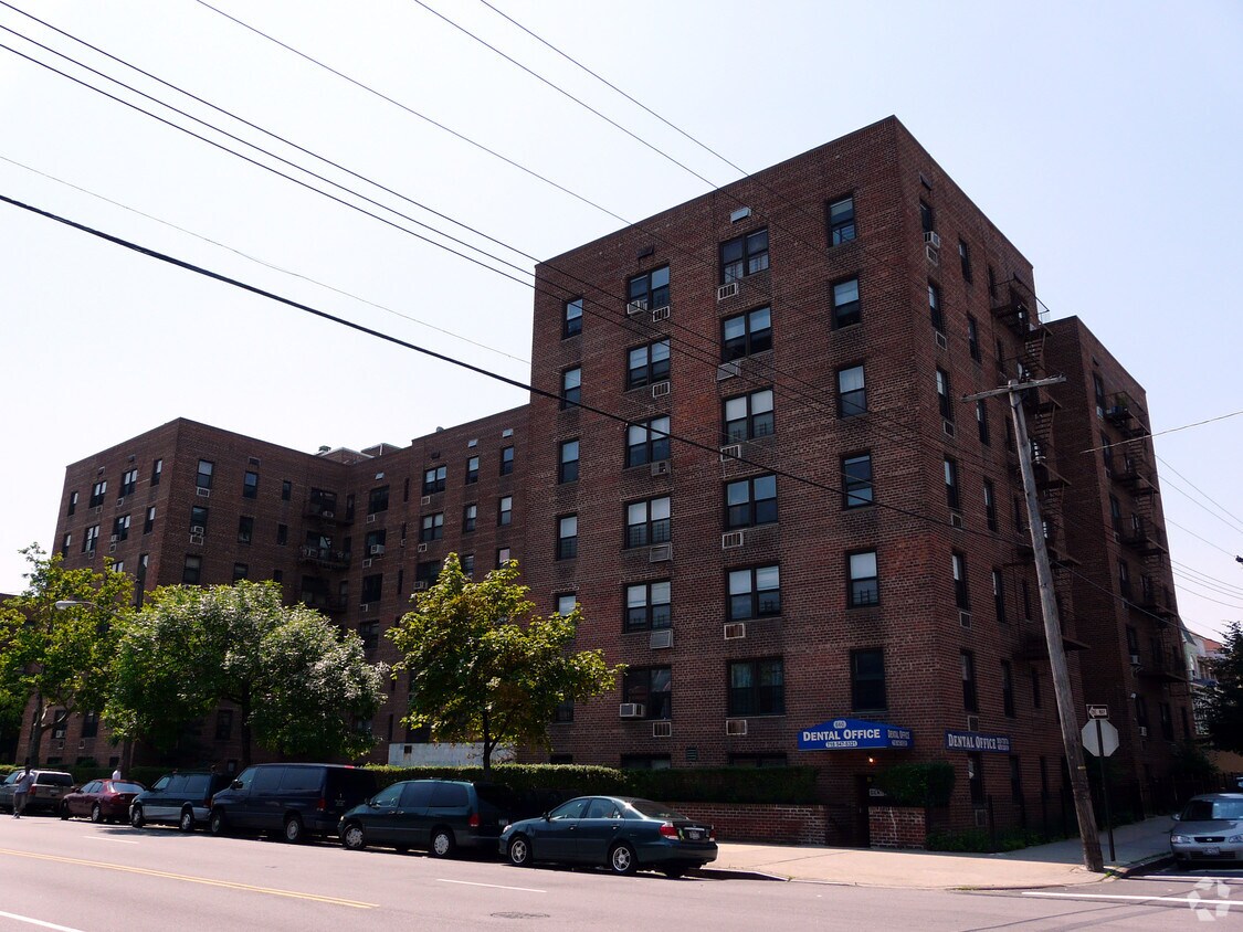Foto principal - 660 Nereid Ave