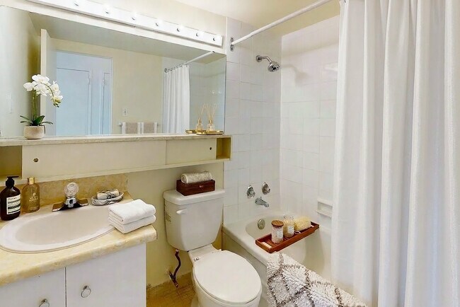 Photo du bâtiment - Hampton House South