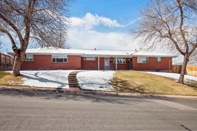 Photo - 5423 S Fox St Townhome