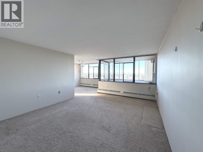 Photo du bâtiment - 6651 Minoru Blvd