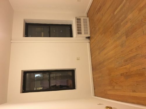 Foto principal - 311 E 70th St
